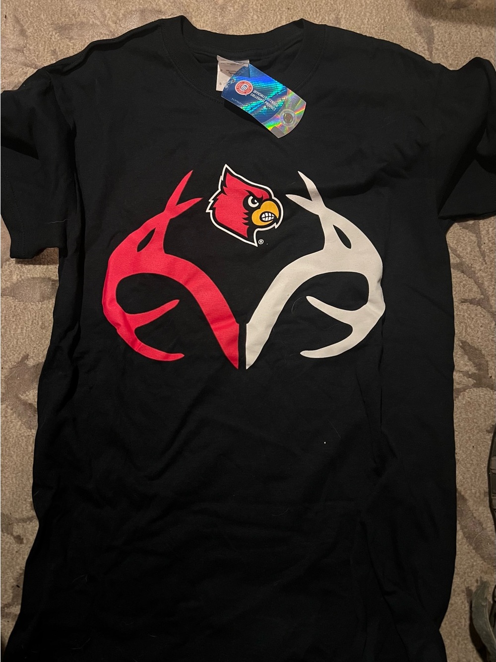 Louisville Cardinals t-shirt